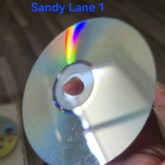 ZOOOS DVD Gaming System Bundle with 4 Games & Controller - Picture 10 of 11